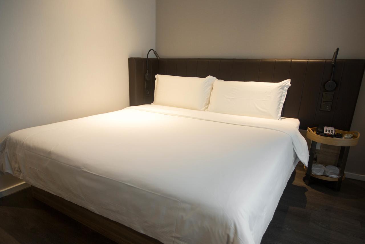 Hanting Premium Hotel Shanghai Plaza 66 Exteriör bild