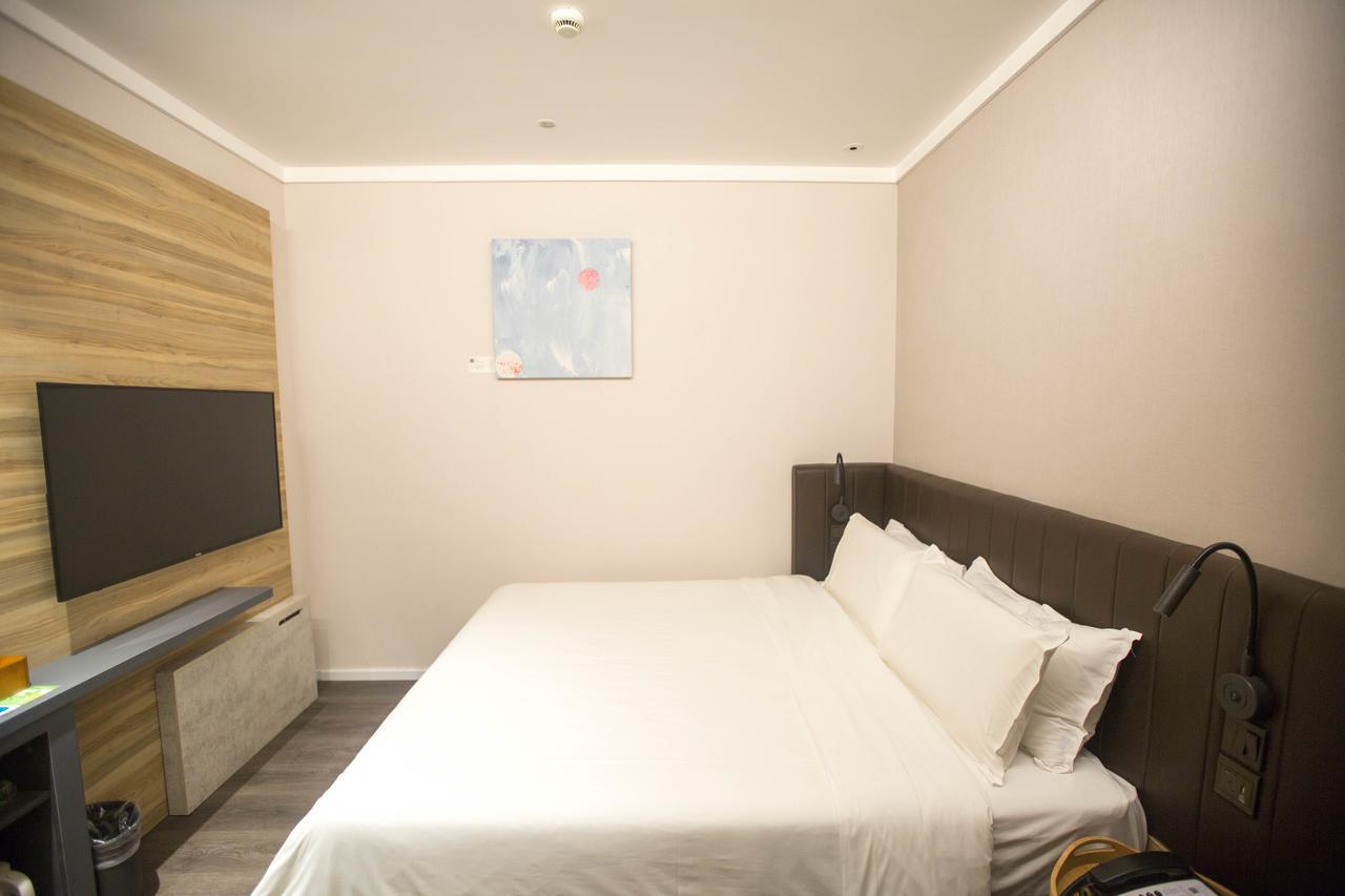 Hanting Premium Hotel Shanghai Plaza 66 Exteriör bild